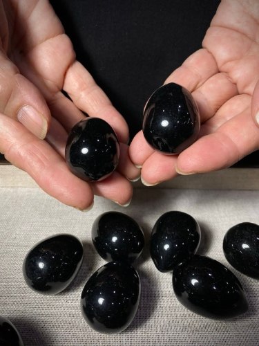 黑耀石蛋型小擺件