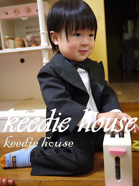 Keedie house兒童禮服出租/攝影造型/走秀演奏表演/畢業造型/花童服出租~男童黑色燕尾服80/90/100/110/120/130