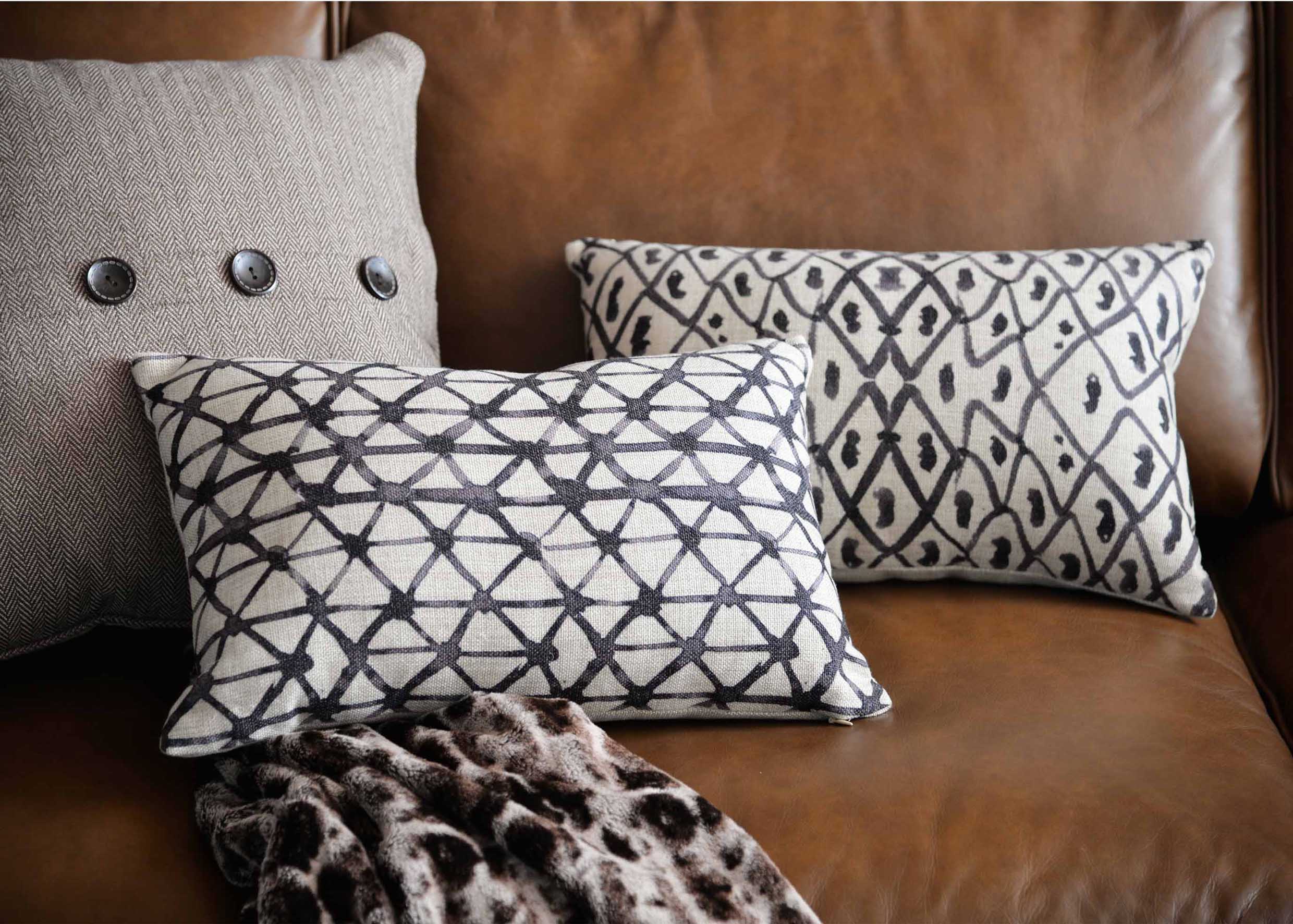 滌綸&黃麻抱枕-兩款