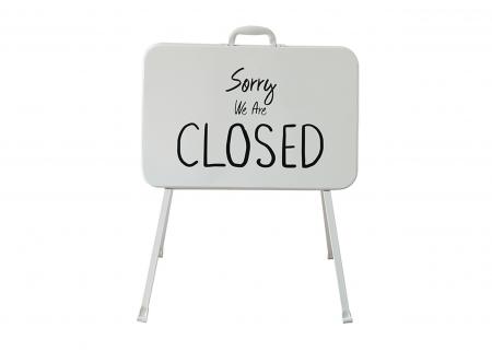 鐵制 ”Open & Closed”字牌