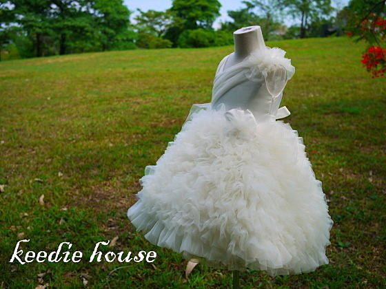 Keedie Hous兒童造型服出租/畢業造型/寫真攝影~手工禮服之莉麗紗公主110-115