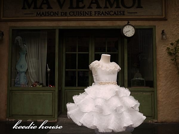 Keedie Hous兒童造型服出租/畢業造型/寫真攝影~手工禮服之愛蕾娜公主110-115cm