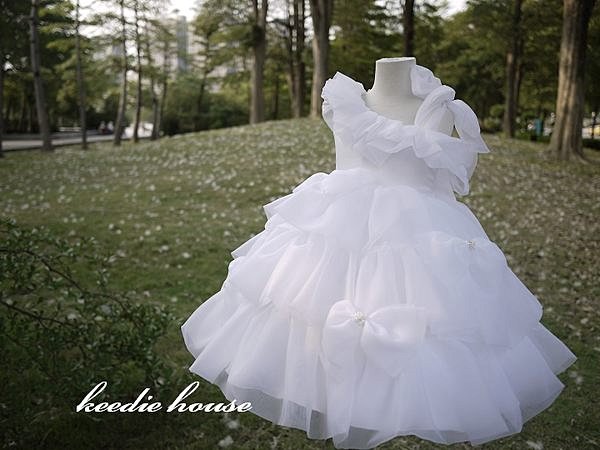 Keedie Hous兒童造型服出租/畢業造型/寫真攝影~獨家設計手工禮服系列 1303 艾薇兒公主110-115~