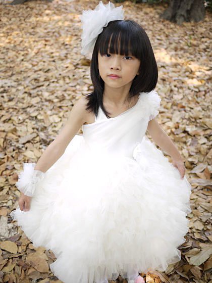 Keedie Hous兒童造型服出租/畢業造型/寫真攝影~手工禮服之莉麗紗公主110-115