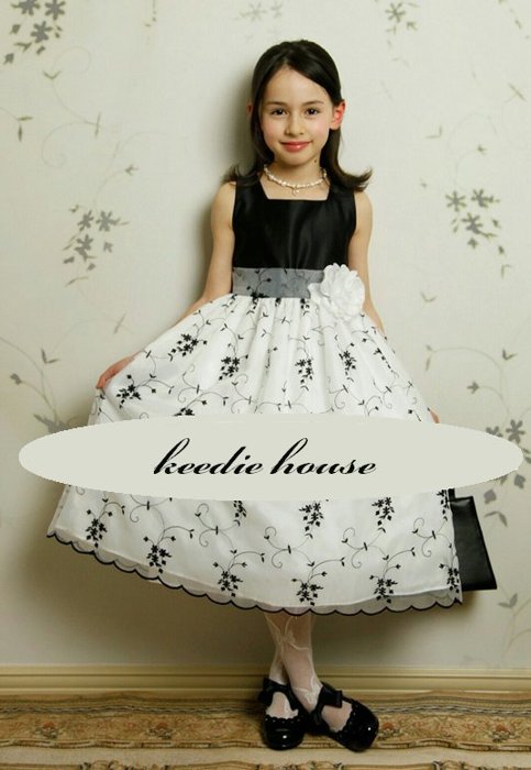Keedie house兒童禮服出租/攝影造型禮服/表演/造型/演奏會/蘭妮亞刺繡紗裙禮服150
