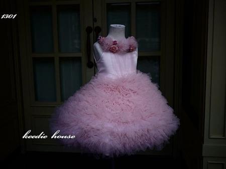 Keedie Hous兒童造型服出租/畢業造型/寫真攝影~1301獨家設計手工禮服系列 春之女神110-115~